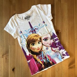 Disney Frozen Anna & Elsa t-shirt